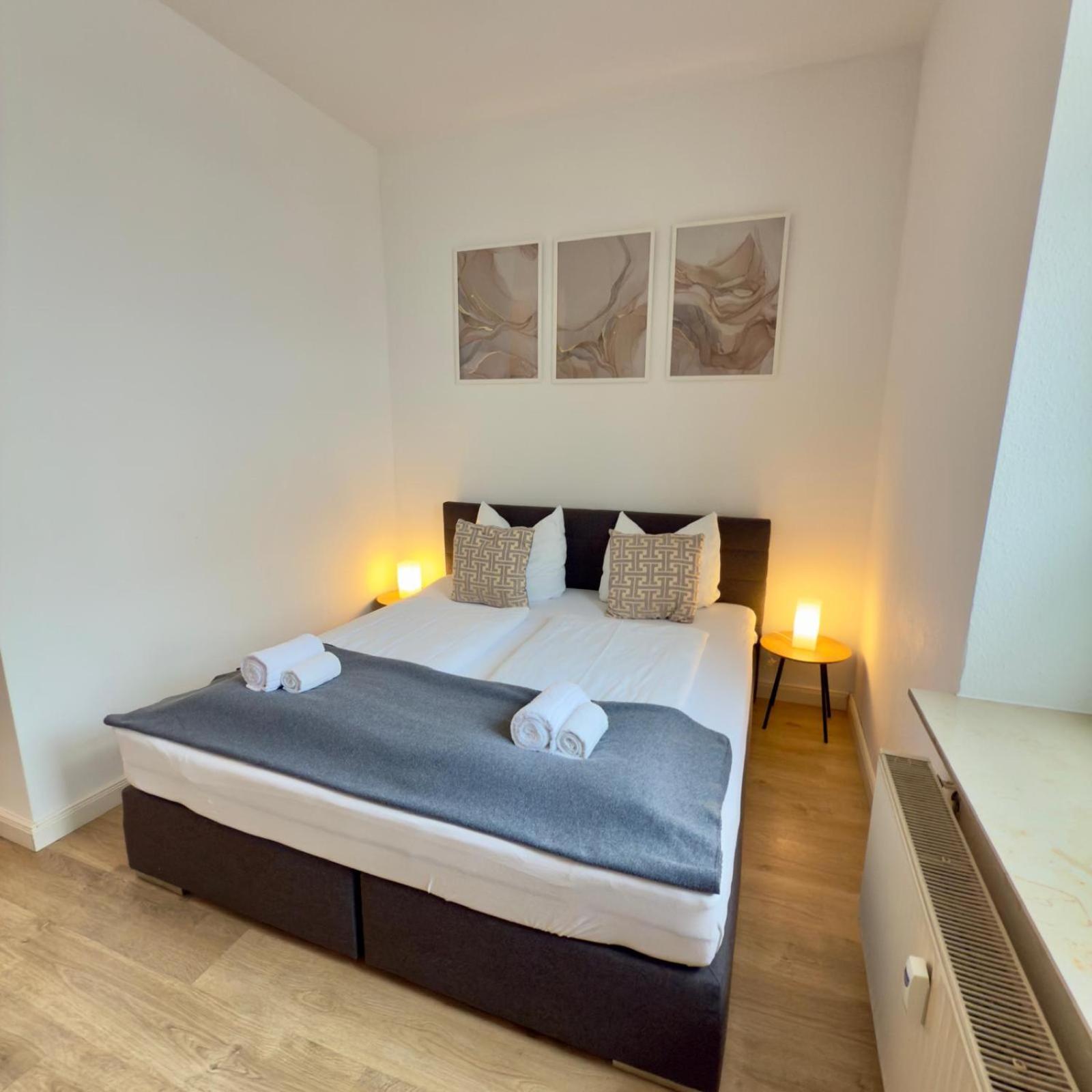 Raha Apartments - Modernes Studio-Apartment - Hbf - Gratis Parkplatz Erfurt Exteriér fotografie